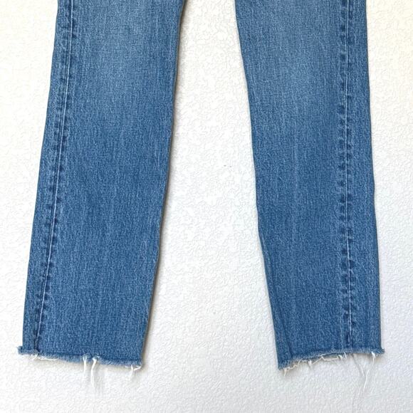Abercrombie & Fitch Women’s The 90’s Straight Mid-Rise Jean Size 24/00 Short - Picture 7 of 11